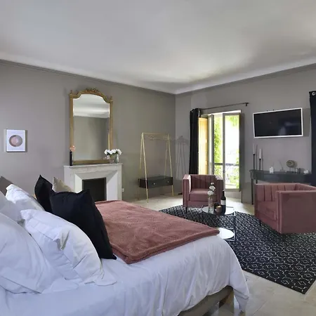 La Maison De Hotel 4*